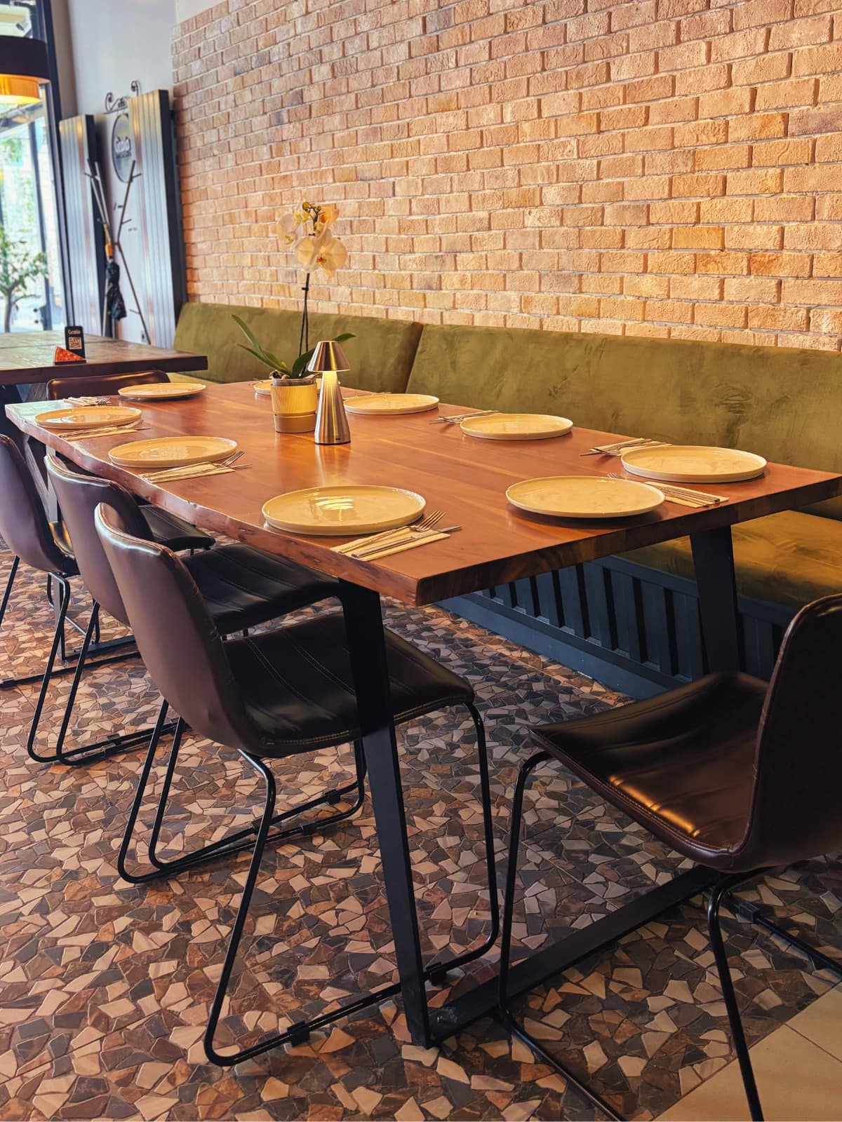 Tutto Pizza by Nap’s — Tavolo